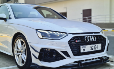 استئجار أودي A4 في دبي