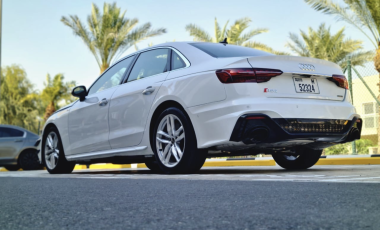 استئجار أودي A4 في دبي