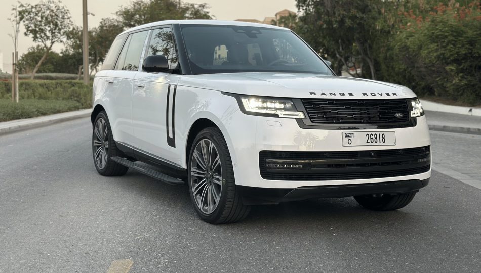 IMG 3474Range Rover Vouge 2025 scaled