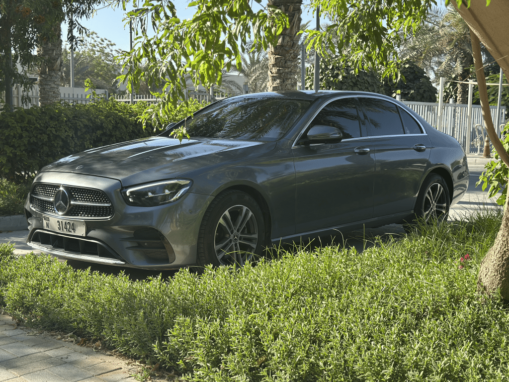 Mercedes E200